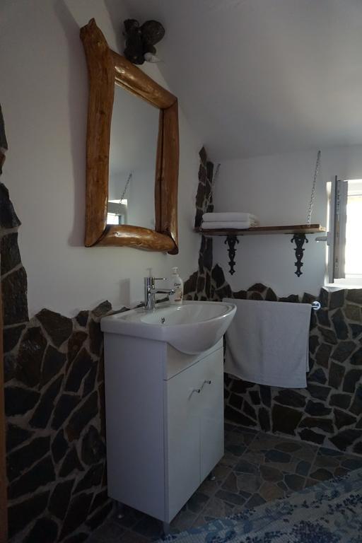 Casa Vlad Hotel Haţeg Екстериор снимка